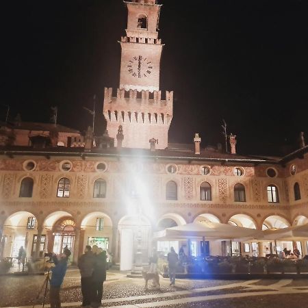 La Casa Di Ida Intero Appartamento Виджевано Экстерьер фото